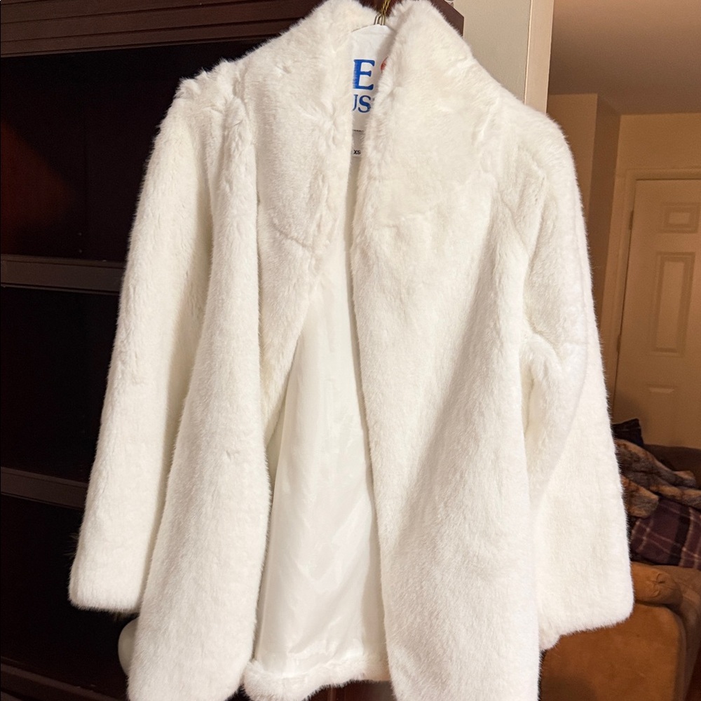 I.AM.GIA White Teddy Jacket